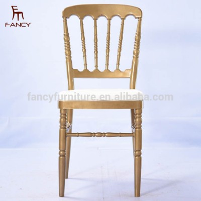 Cheap sale hotel silla white crystal clear transparent acrylic chiavari chairs resin tiffany chair